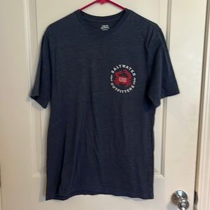 Izod saltwater relaxed classics T-shirt M- dark blue with graphics/text like new